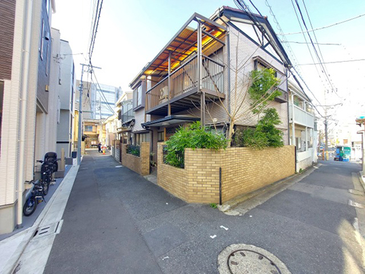 現地写真(古屋有り)