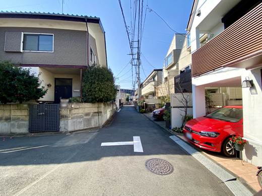前面道路・北側
