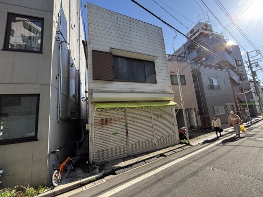 現地写真(古屋有り)