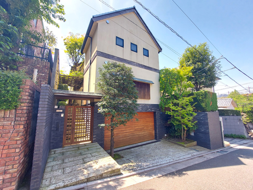 現地写真(古屋有り)