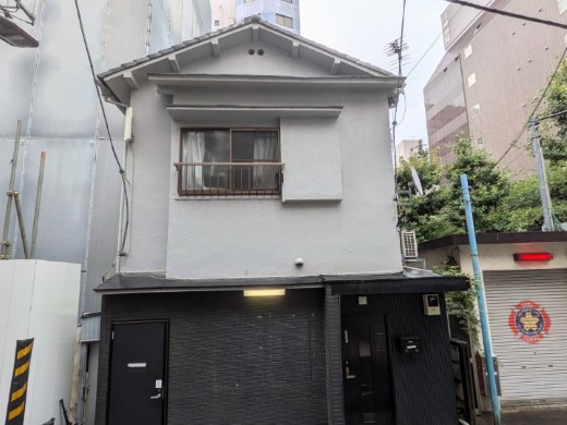 現地写真(古屋有り)